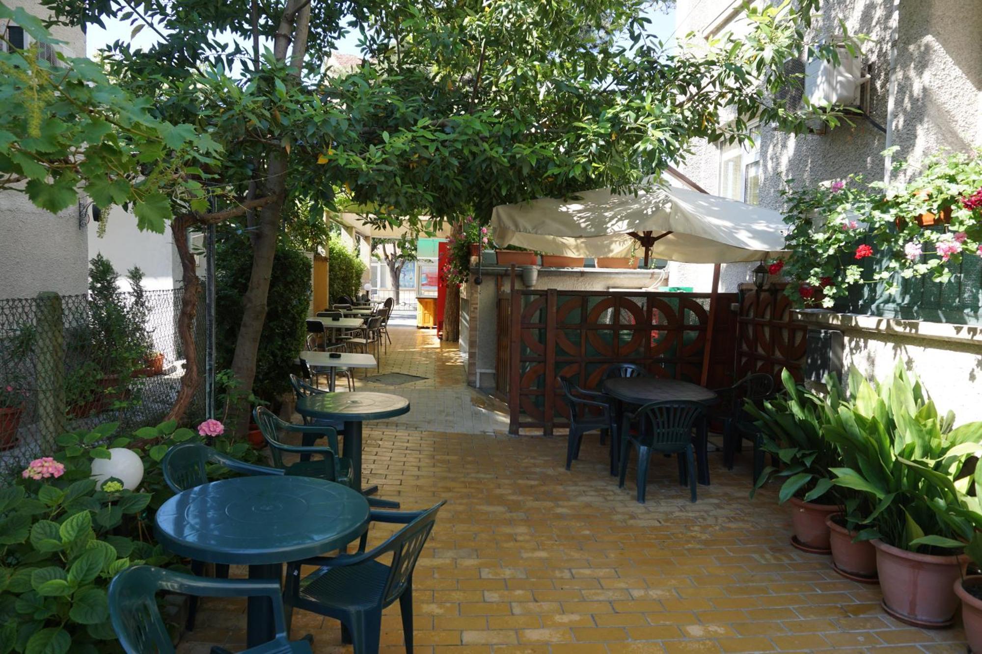 Guest House Lambovi Nesebar Esterno foto